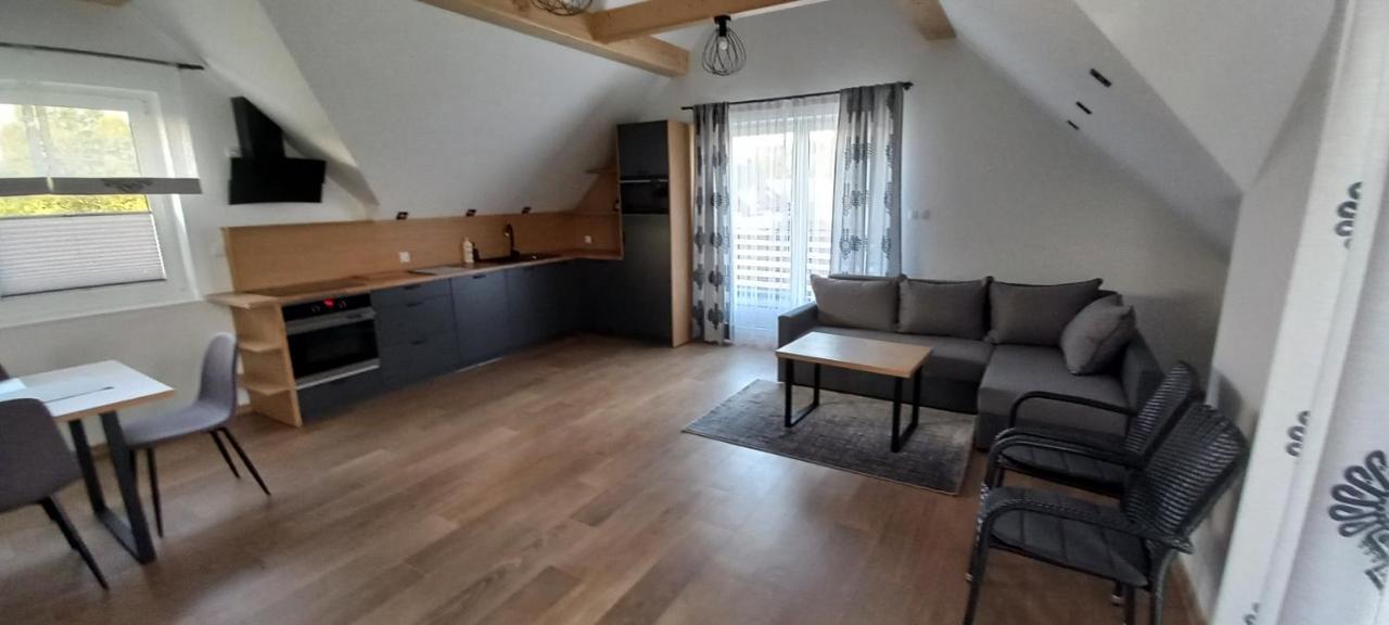Apartament Wierchy Klikuszowa Экстерьер фото